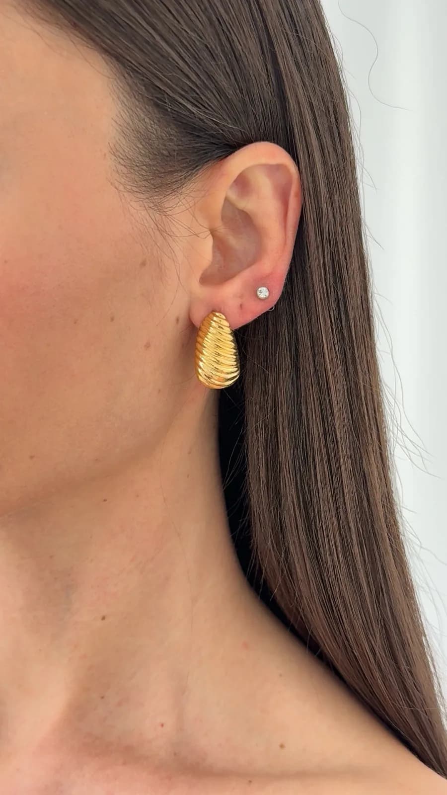 Çelik Tırtık Tasarım Oval Gold Küpe