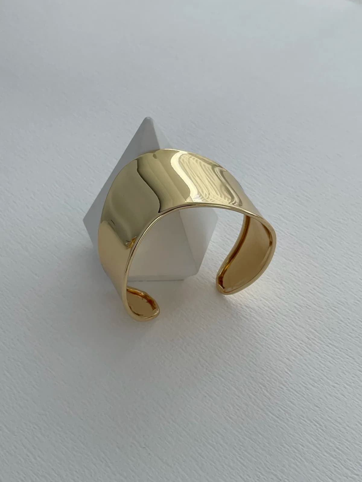 Özel Seri Kıvrım Tasarım Sıkıştırılabilir Gold Bileklik