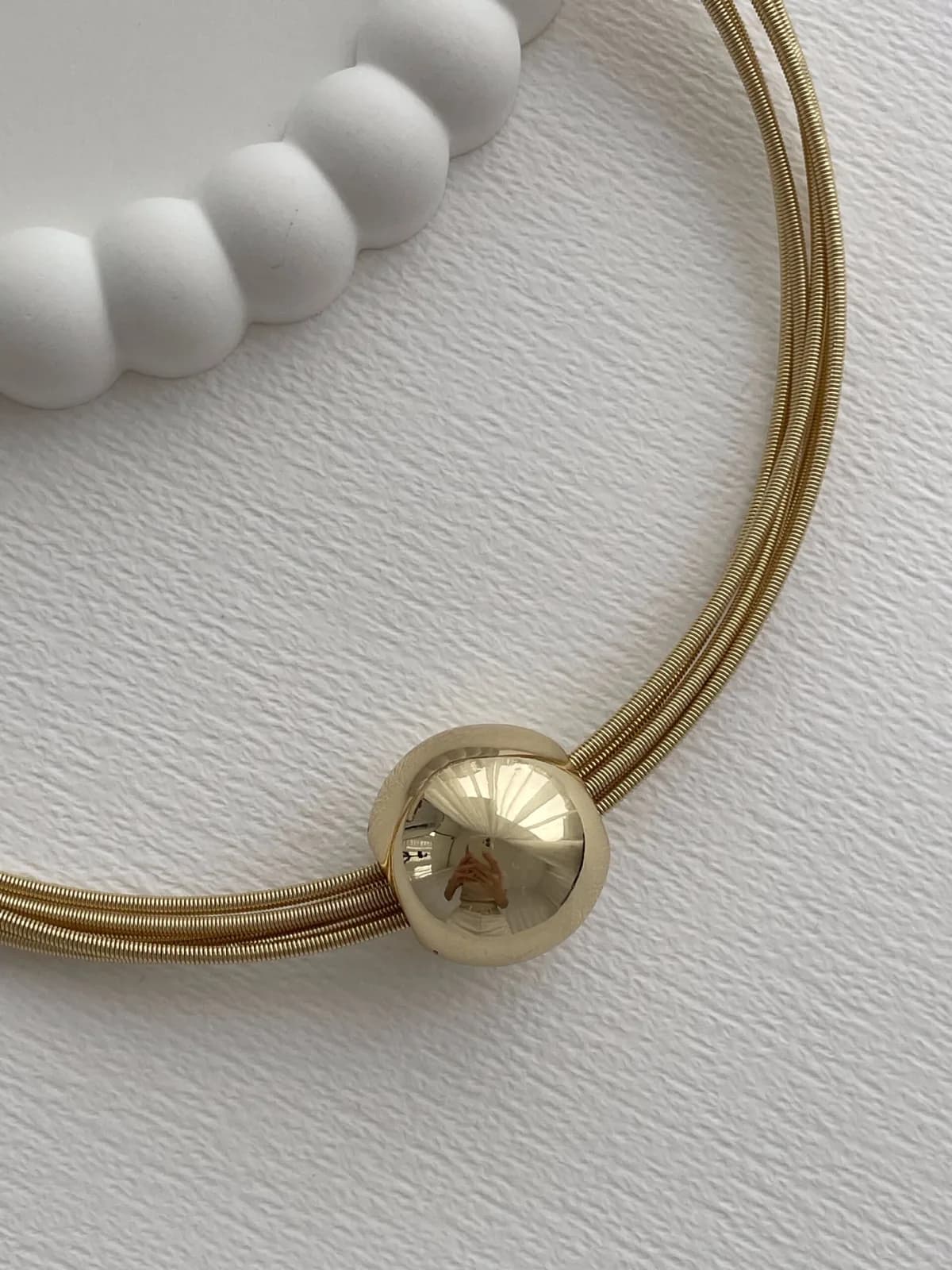 Özel Seri Tel Tasarım Top Detay Gold Choker Kolye